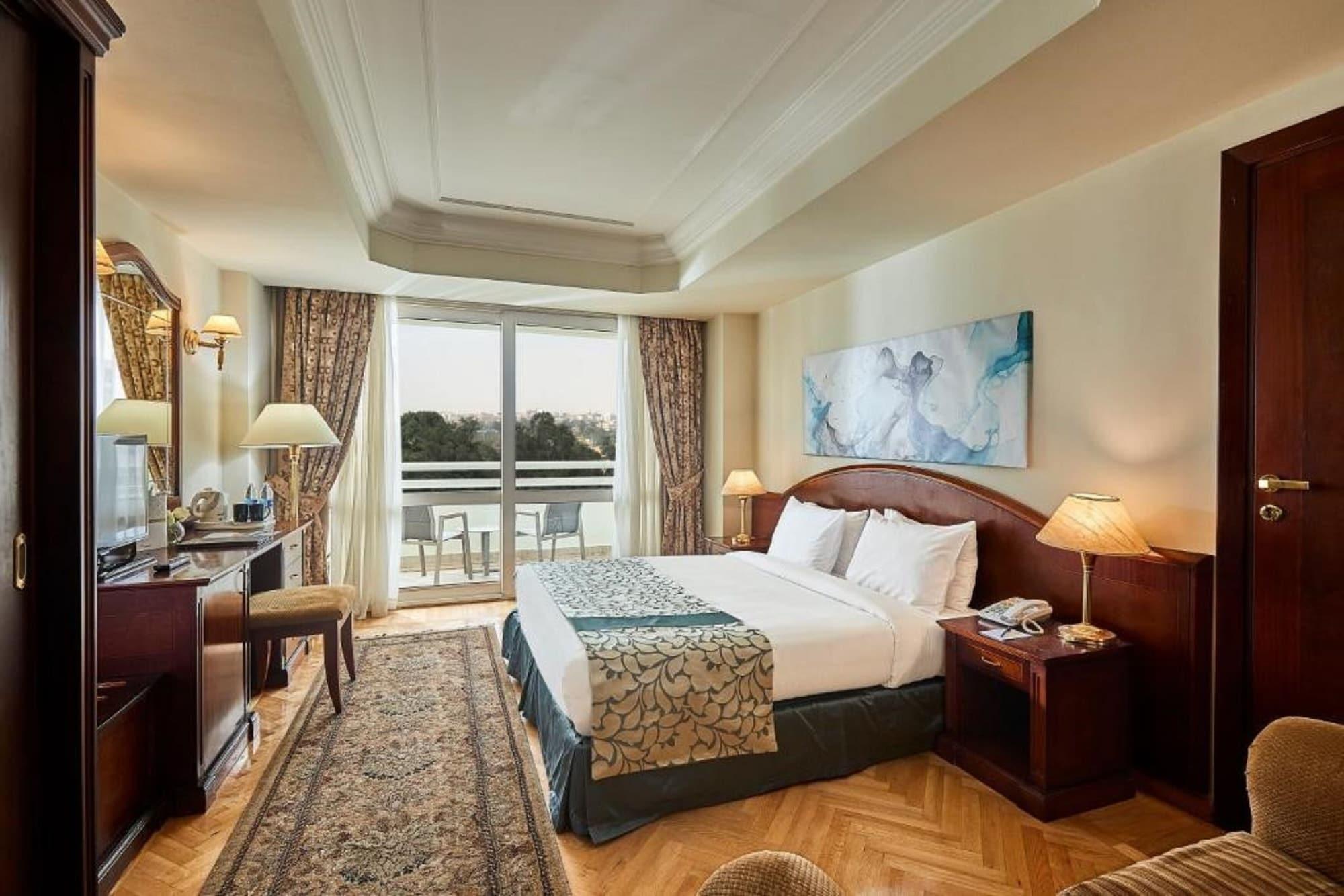Triumph Plaza Hotel Cairo Exterior foto